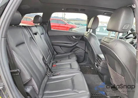 2017 Audi Q7 Prestige z USA, uszkodzony, nr VIN WA1VAAF78HD059065